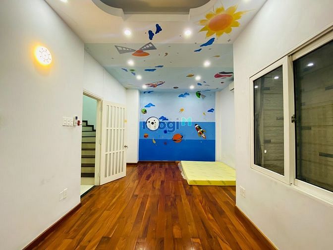 Hình ảnh Cho thuê nhà HXH Sư Vạn Hạnh Phường 12 Quận 10
