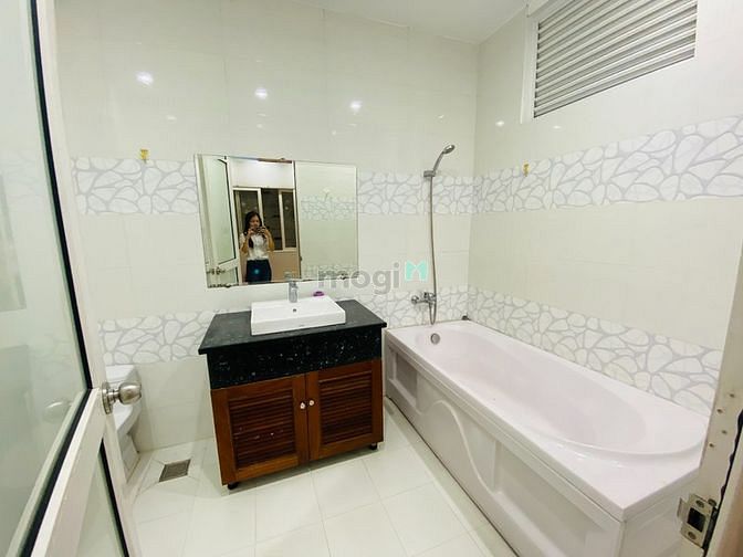 Hình ảnh Cho thuê nhà HXH Sư Vạn Hạnh Phường 12 Quận 10
