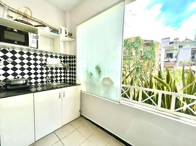 Hình ảnh Cho thuê Trang Chủ MB66.COM / Đăng Ký Tặng 66K Studio có balcony và cửa sổ lớn tại trung tâm quận 1