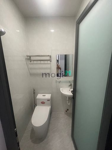 Hình ảnh CHDV mới 100% Gần ĐH Bách Khoa TPHCm  Máy Lạnh- Kệ bếp - khóa Vân tay