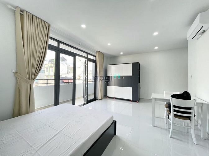 Hình ảnh Căn Studio Full nội thất ban công rộng_ Giá rẻ_ IUH_ Phan Văn Trị