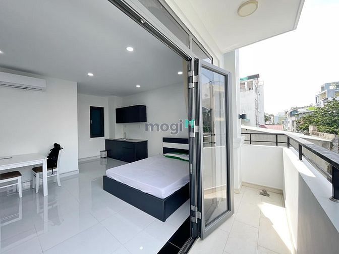 Hình ảnh Căn Studio Full nội thất ban công rộng_ Giá rẻ_ IUH_ Phan Văn Trị