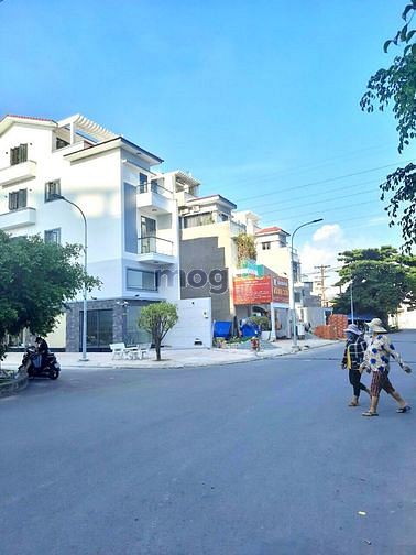 Hình ảnh Thanh lý nền đất 63m2 đường 12m KDC hương lộ 5. Sổ hồng riêng