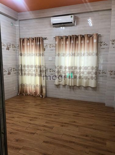 Hình ảnh Nguyên căn 3,5 tấm 4*24 khu tên lửa gần st