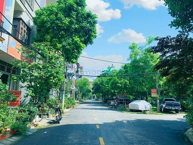 Hình ảnh Bán đất- Làn 2 Bình Than- Sát Vincom- Cạnh ngã 6-Kinh doanh sầm uất!