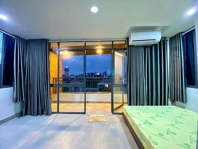 Hình ảnh Căn Hộ Cao Cấp 1 Phòng Ngủ Ban Công View Kính