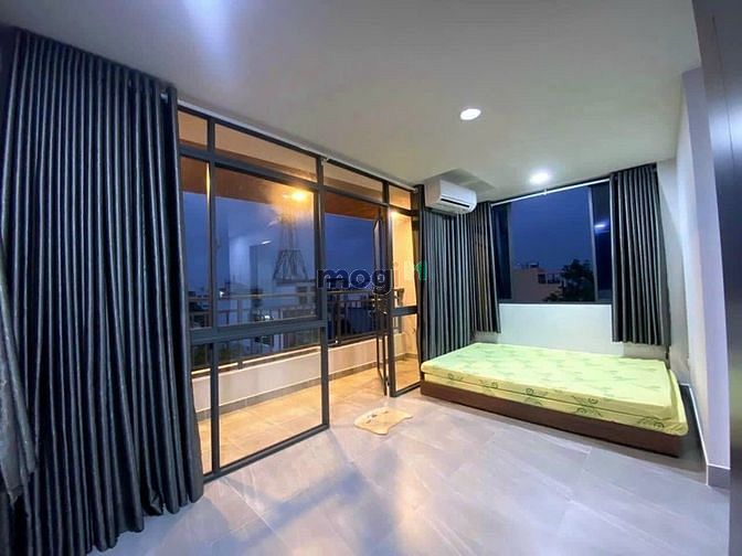 Hình ảnh Căn Hộ Cao Cấp 1 Phòng Ngủ Ban Công View Kính