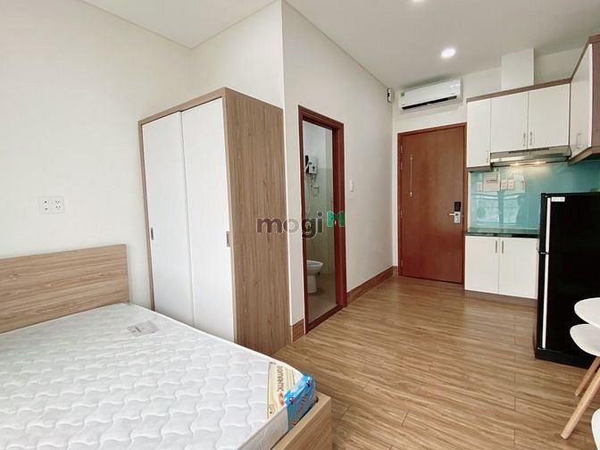 Hình ảnh Cho Thuê Căn Hộ Quận 7 Full Nội Thất Có Balcone