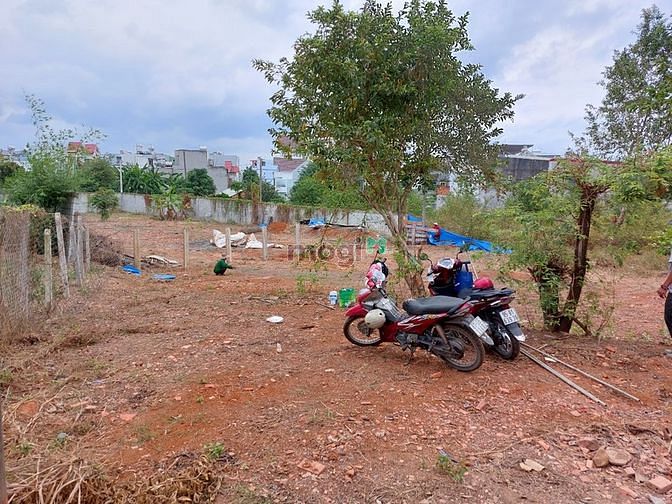 Hình ảnh Cho thuê bãi xe Bình thắng, Dĩ An 1330m2
