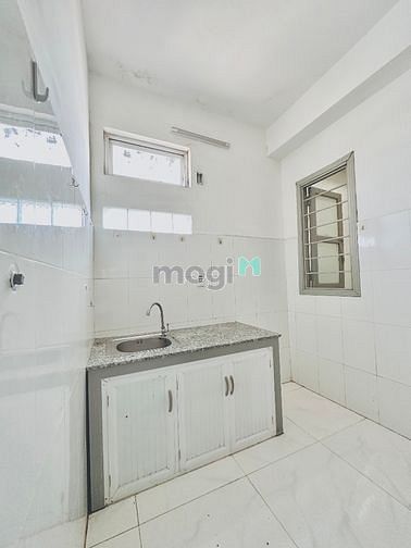 Hình ảnh Thuê phòng trọ Bình Thạnh gần UEF