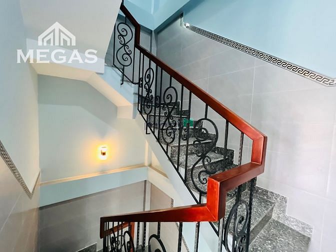 Hình ảnh Cho thuê nhà nguyên căn 2 lầu 1 trệt đường số 7 ngay tên lửa