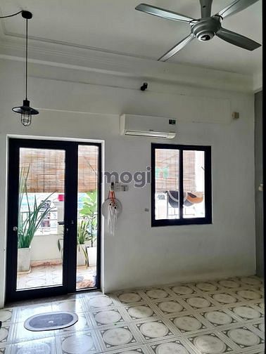 Hình ảnh 💥💥💥 Bán Nhà Gấp Đường Hoàng Hoa Thám 7,2 tỷ💥💥💥