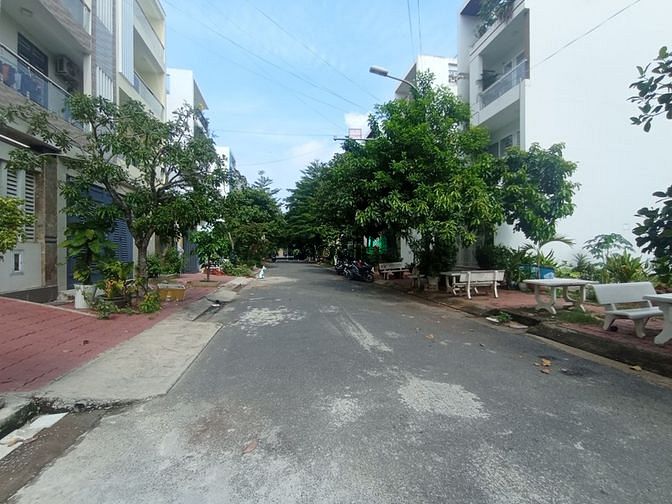 Hình ảnh Đất hiếm Sát mặt Tiền Đường Trục, HXH, Nở hậu, 100m2, 6x16m, 10.4 Tỷ
