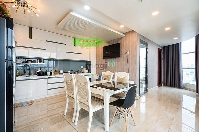 Hình ảnh Lô góc, 7 tầng, thang máy, có hầm, DTSD 650m2, vị trí KD VP, Spa, TMV