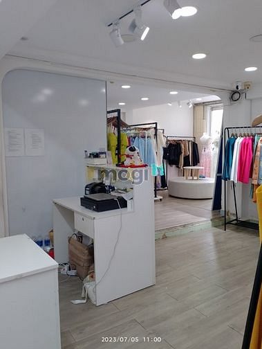 Hình ảnh Cho thuê Mặt Bằng 132 Võ Văn Tần, Quận 3