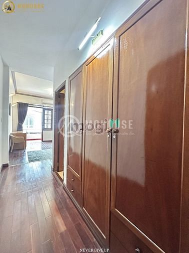 Hình ảnh Siêu phẩm mới xây thoáng mát ngay trung tâm Bình Thạnh