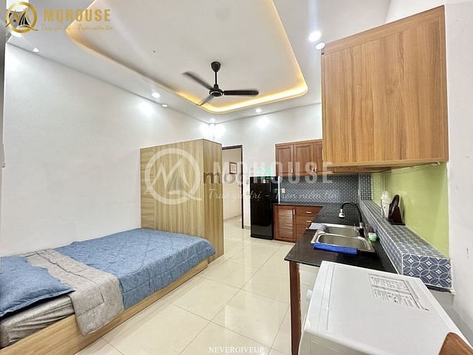 Hình ảnh Siêu phẩm mới xây thoáng mát ngay trung tâm Bình Thạnh
