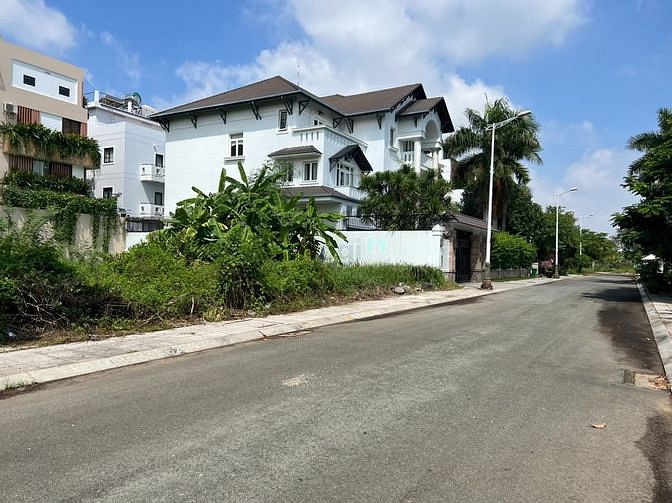 Hình ảnh Bán lô đất rẻ nhất dự án Villa Thủ Thiêm Q2 chỉ 95triệu/m2 DT 13x27