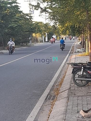 Hình ảnh Đất MẶT TIỀN Nguyễn Văn Tạo, diện tích 20x40m =800m2