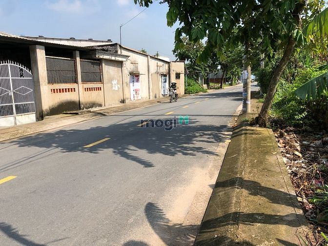 Hình ảnh Đất 2 mặt tiền giá 9 tỷ gần đường Đặng Thúc vịnh Hóc Môn.