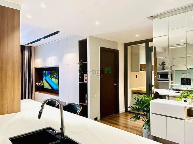 Hình ảnh CH CAO CẤP Vinhomes Golden River Q1 69m2 2PN