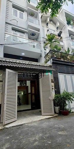 Hình ảnh Cho thuê nhà 258B Cách Mạng Tháng 8, Quận 3. DTSD hơn 200m2