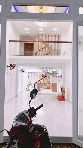 Hình ảnh NHÀ SIÊU ĐẸP Bán Lê Thánh Tôn Q1 1tỷ855 59m2 SHR