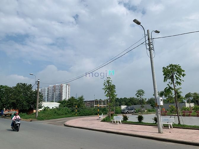 Hình ảnh Bán khuôn đất góc 2MT đẹp nhất đường Lê Hữu Kiều, BTT, Quận 2: 391m2