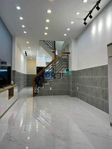 Hình ảnh Thua cá độ bán nhà Trần Văn Quang, Tân Bình 1.694 tỷ 63m2. SHR