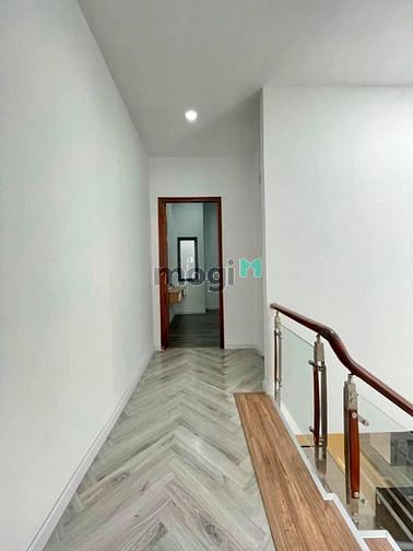 Hình ảnh THANH LÝ NHÀ HXH Lê Thị Riêng Q1 1tỷ735 52m2 SHR