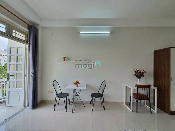 Hình ảnh Ban công siêu rộng tại An Phú giá 6trx ( x tiểu học)