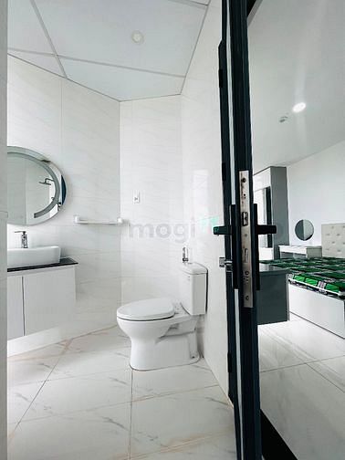 Hình ảnh Ban công thoáng mát, đầy đủ tiện nghi, ngay đây chứ đâu, studio gần td