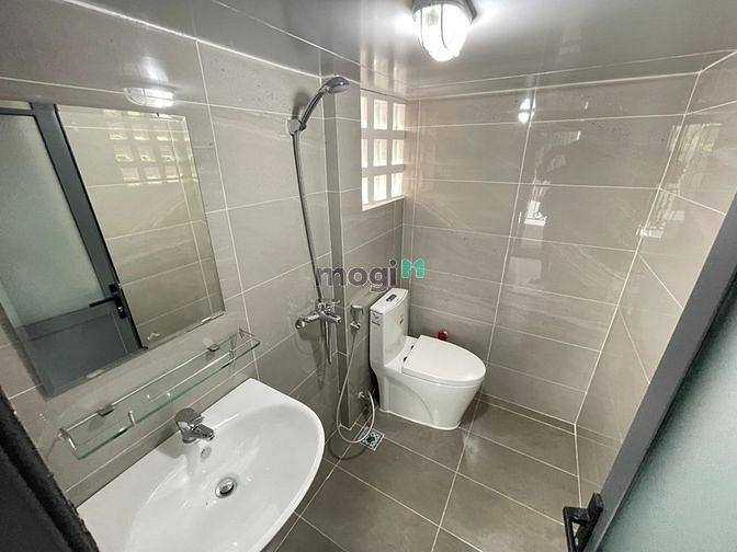 Hình ảnh Duplex Ban Công Cửa Sổ Thoáng Mát Mới Ra Mắt Giáp Q10