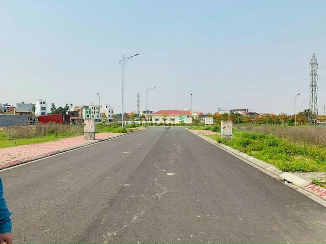 Hình ảnh Bđ bán lô đấ 345.6m ngang 12.8  tdc đồng bồ hải an