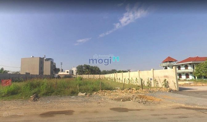 Hình ảnh Bán gấp nền đất ở MTĐ Nguyễn Hoàng - P.An Phú- Quận 2 giá 2tỷ4.Sổ sẵn