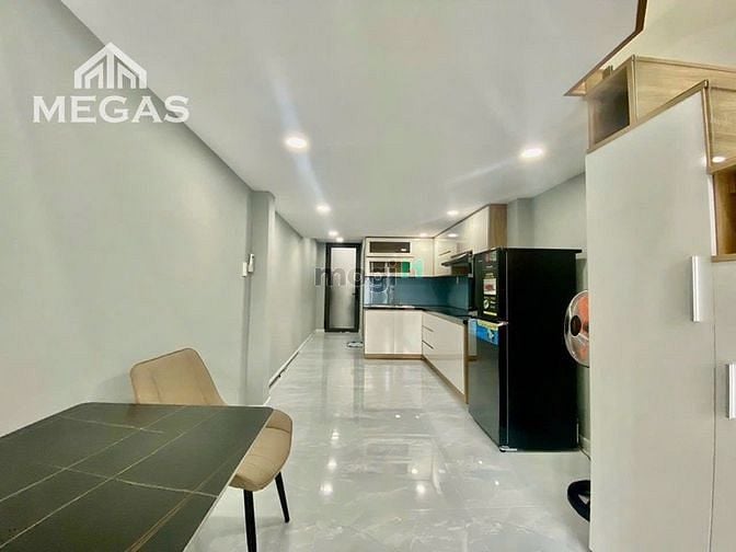 Hình ảnh CHDV mới xây nằm ngay sân golf Tân Sơn Nhất