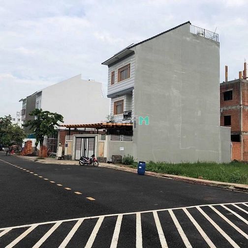 Hình ảnh Cần bán đất MTĐ Nguyễn Thị Định-P.Cát Lái-Quận 2, 85m2/2tỷ5. Sổ sẵn