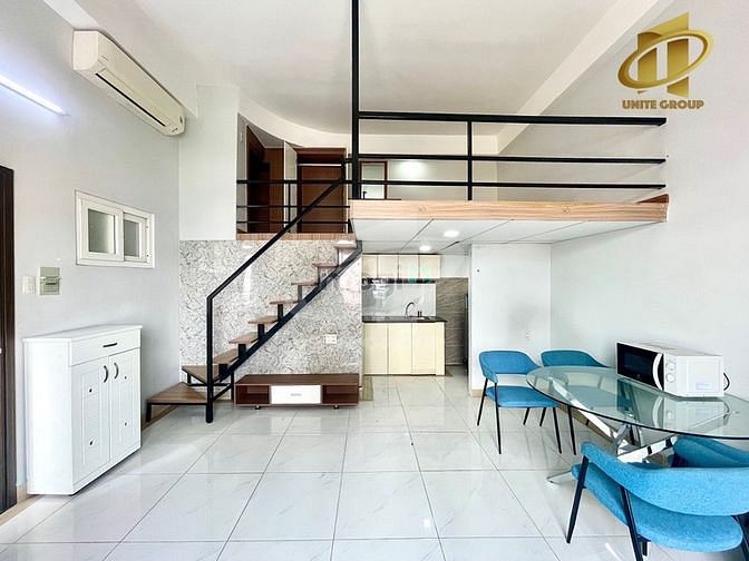 Hình ảnh Duplex cửa sổ lớn không giới hạn người ở gần cầu phú mỹ