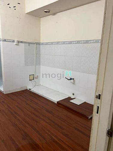 Hình ảnh Cần bán Chung cư Lê Thành, Bình Tân. Diện tích 50m2 1PN1WC 1T575 có sổ