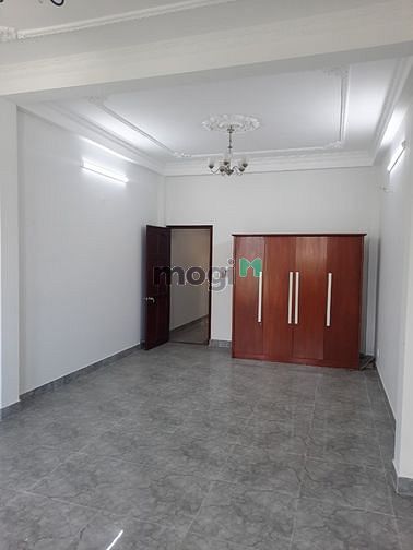 Hình ảnh Cho Thuê Nguyên Căn Đường Tạ Quang Bửu Q.8 để Ở Hoặc Kinh Doanh