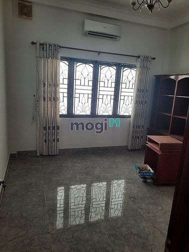 Hình ảnh Cho Thuê Nguyên Căn Đường Tạ Quang Bửu Q.8 để Ở Hoặc Kinh Doanh