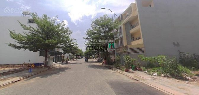 Hình ảnh Sang nhanh lô đất đường Nguyễn Khoa Đăng,Quận 2- 85m²/2ty2. Sổ sẵn