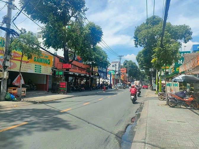 Hình ảnh Bán Đất Tặng Nhà Mặt Tiền Lê Văn Thọ 4x32 Kinh Doanh Sầm Uất