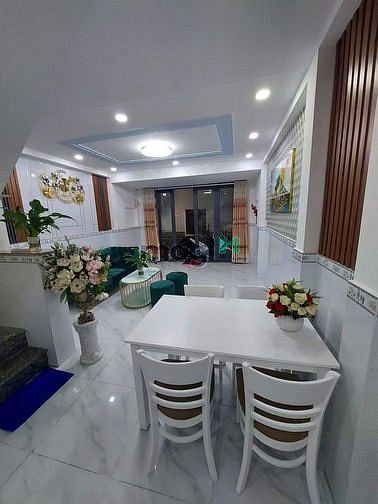 Hình ảnh Bán nhà : Q. 10, Điện Biên Phủ 40m2 sổ riêng