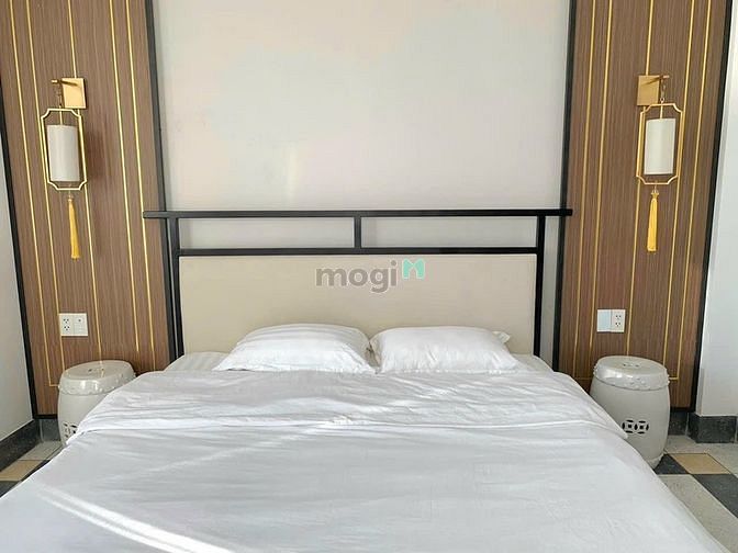 Hình ảnh Cho thuê nhà sân vườn 4 phòng ngủ