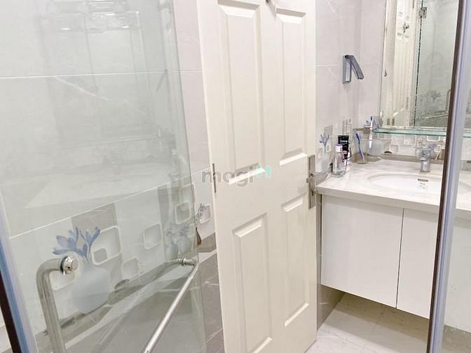 Hình ảnh MUA ĐỨT BÁN ĐỌN CH TheGoldView 74m2 2PN 1ty790