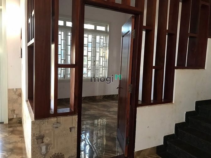 Hình ảnh Nhà 2 mặt tiền , 3PN, DT: 15m*25m, đường Nguyễn Phúc Chu