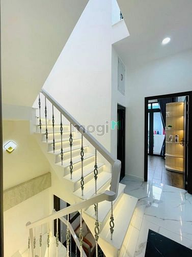 Hình ảnh Gấp! Gấp! Bán nhà ở Lê Văn Thịnh Q9 79m2 3pn 2wc1,720 tỷ SHR NTCB