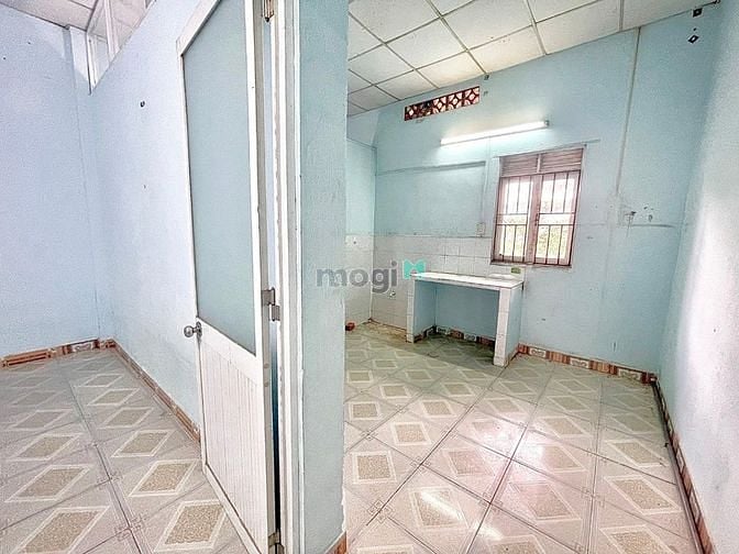 Hình ảnh Cho thuê Nhà Nguyên Căn 1PN 75m2 đường Lê Văn Việt