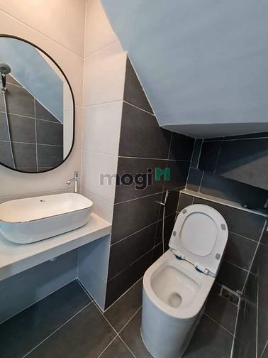 Hình ảnh BAO TRỌN GÓI nhà Đoàn Văn Bơ Q4 57m2 SHR, HXH